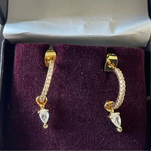 Gold dangly earrings